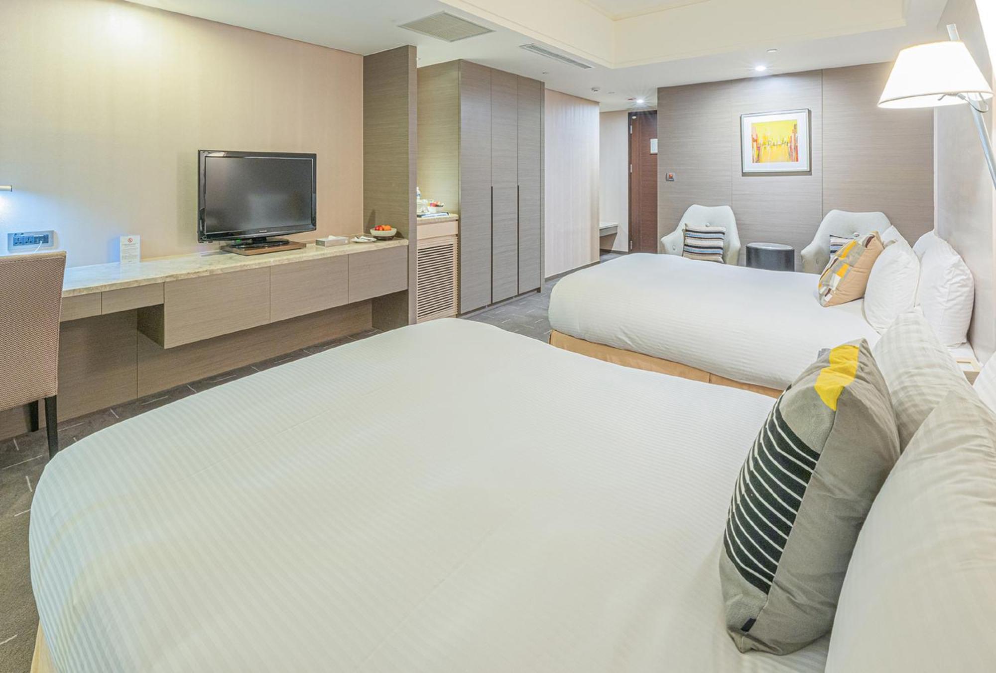 Check Inn Select Taichung Dadun 외부 사진